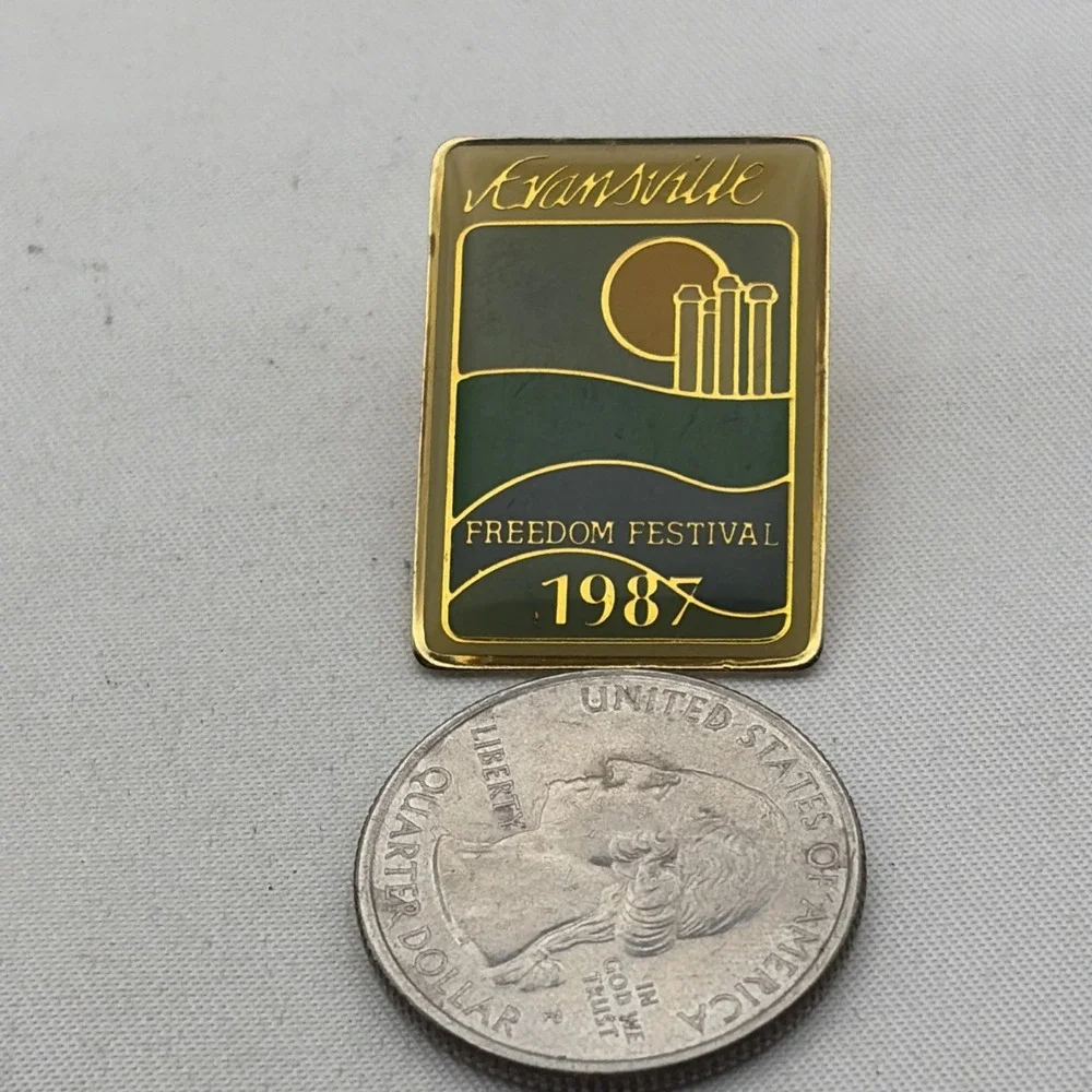 1987 Evansville Freedom Festival Indiana Vintage Lapel Hat Pin
